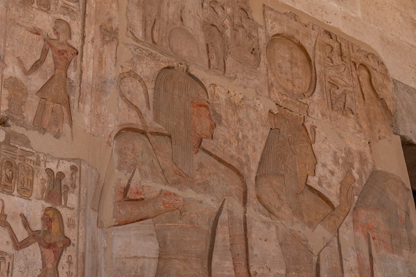 Challenges in Deciphering Ancient Egyptian Encryption - Encryption in Ancient Egypt
